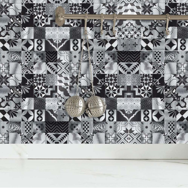 MOSAICO BARCELONA NEGRO